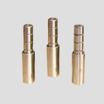  Sliding guide column cover for zipper mold base